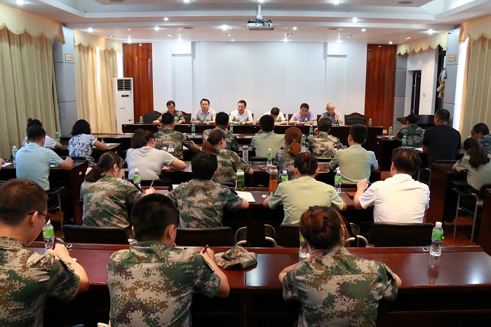 活动现场（海职青年记者团_黎加奎_摄影）.JPG