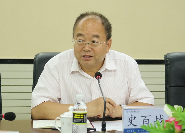 史百战讲话（党委宣传部 黄炳蔚摄影）.JPG
